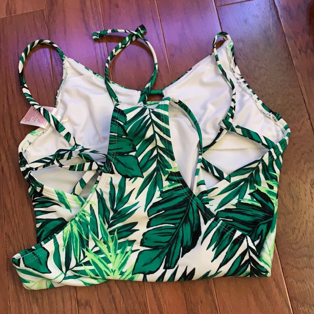 One peice swimsuit - Picture 5 of 5